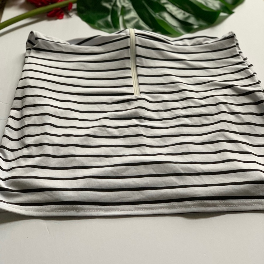 🌊Black & White Cut Out Mini Dress - Picture 6 of 6